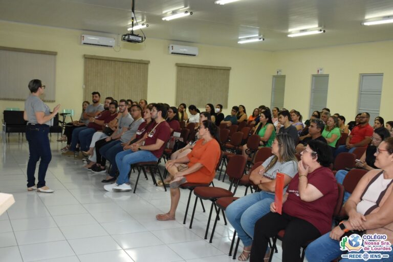 Leia mais sobre o artigo 1º Encontro Família e Escola – Ensino Médio.