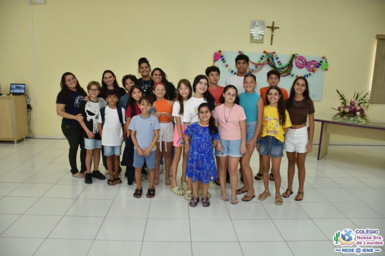Leia mais sobre o artigo 1º Dia de aula do More English